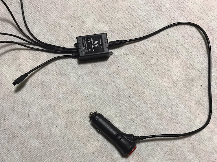 ステップワゴンの車内LED取り付けに関するカスタム事例の投稿画像2枚目