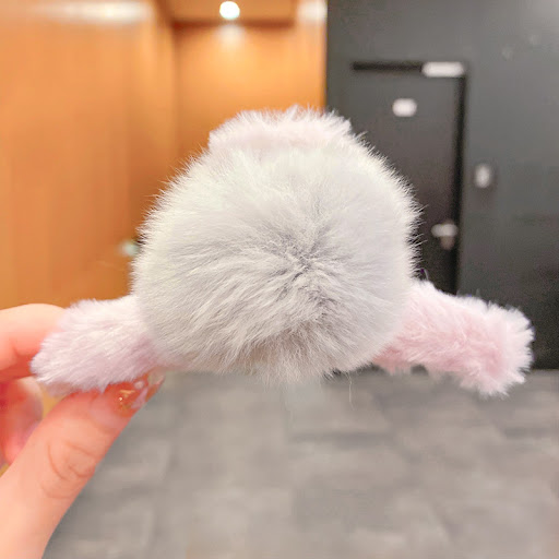 Title 7, Cute Large Plush Ball Catch Clip Fashion Temper...
