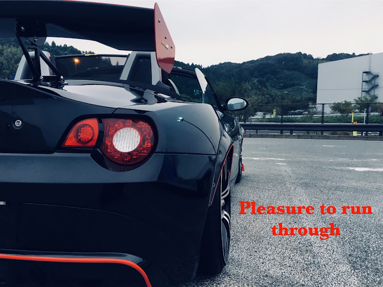 Z4 ロードスターのダンディ.スズキさんが投稿したカスタム事例の投稿画像1枚目