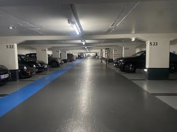 parking à Paris 16ème (75)