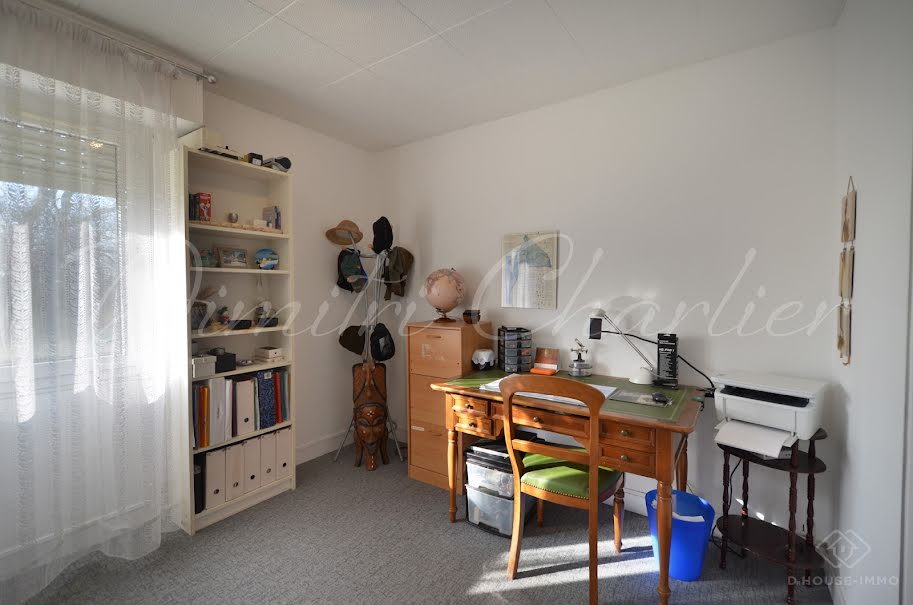 Vente appartement 5 pièces 86.19 m² à Hourtin (33990), 140 000 €