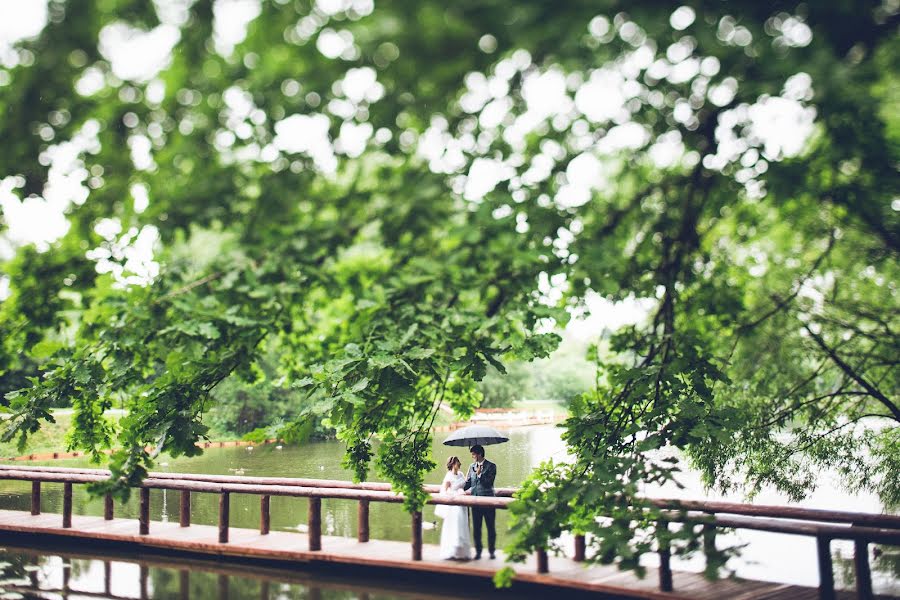 Fotograful de nuntă Valentina Piksanova (valiashka). Fotografia din 20 iunie 2015