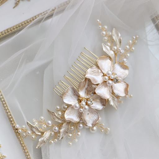 Title 3, Large Flower Pearl Hair Comb Bridal Beads, a st...