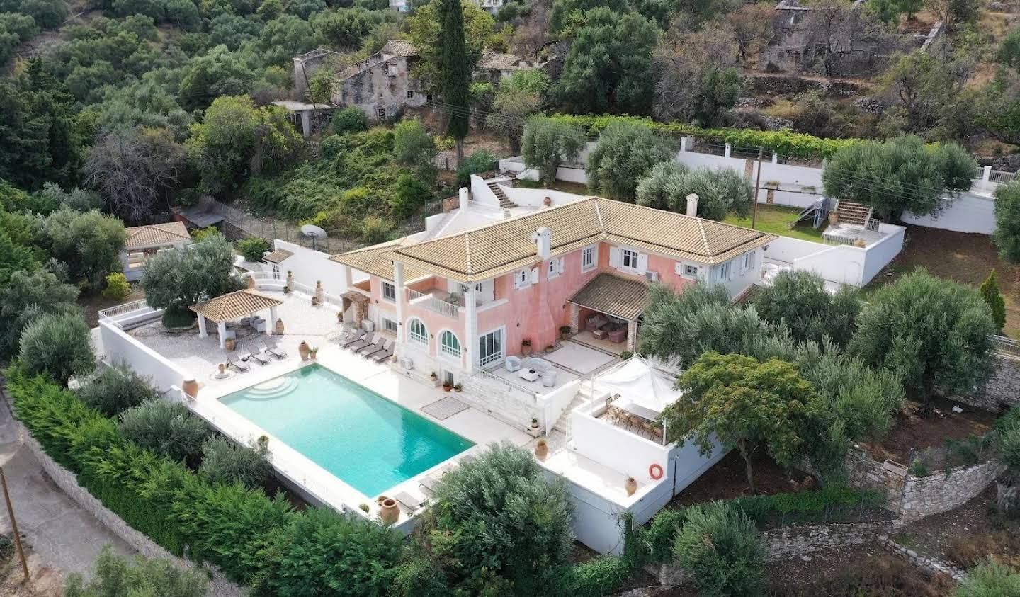 Villa avec piscine Corfou
