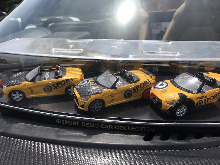 コペンのコペン・オフ会・オープンカー・車高調整に関するカスタム事例の投稿画像6枚目