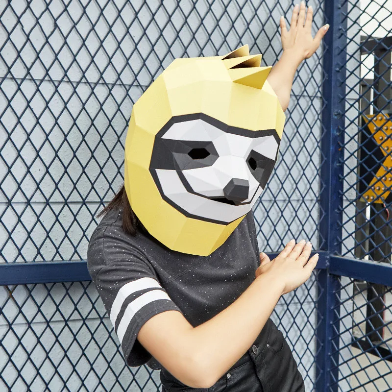 Grappige luiaard masker, papieren mal, hoofddeksel, doe-het-zelf materiaal voor een uniek feestmasker dat je zelf maakt.