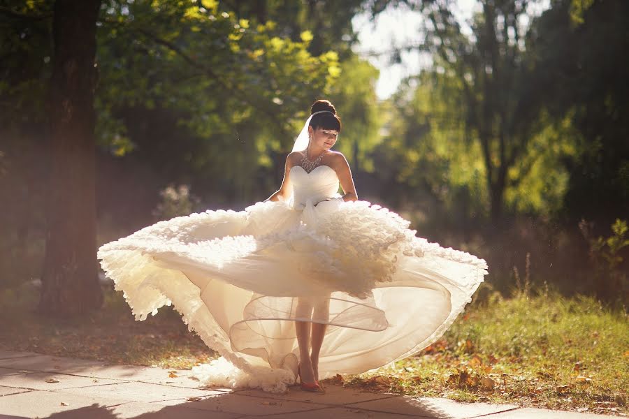 Svatební fotograf Aleksandr Bondar (sadownik). Fotografie z 3.října 2013