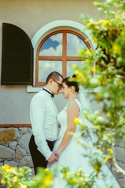 Wedding photographer Sergiu Golovatîi (serjcom1). Photo of 30 March 2017