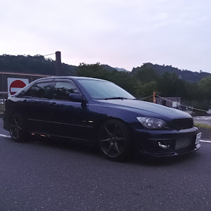 アルテッツァ GXE10