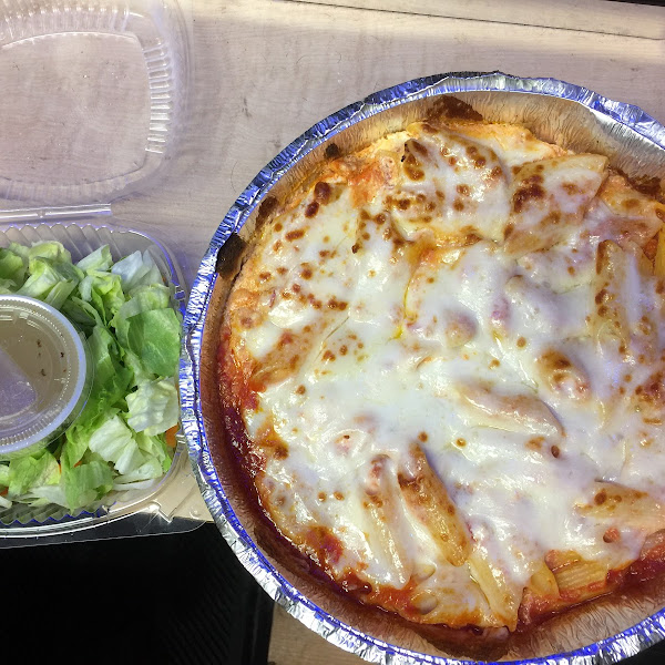 I went to Nino’s today and ordered a gluten-free penne prepared like baked ziti ; Two surprises , I didn’t expect to get a salad and I definitely didn’t realize how big it was. I only made it Halfway.