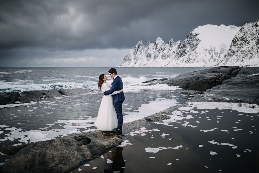 Photographer sa kasal Paweł Uchorczak (fanimomentu). Larawan ni 12 Marso 2020