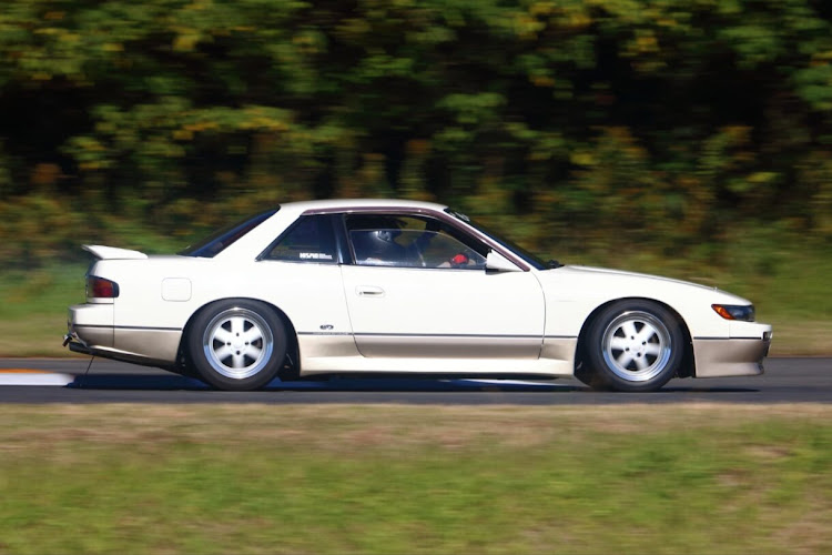 シルビアのシルビアs13・PS13・鈴鹿ツインサーキット・サーキット走行に関するカスタム事例の投稿画像3枚目