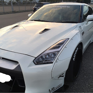 NISSAN GT-R R35