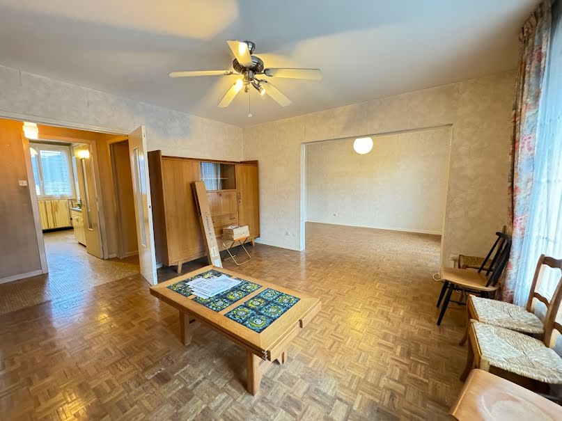 Vente appartement 5 pièces 89 m² à Le Pont-de-Claix (38800), 122 000 €