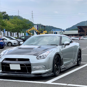 NISSAN GT-R R35