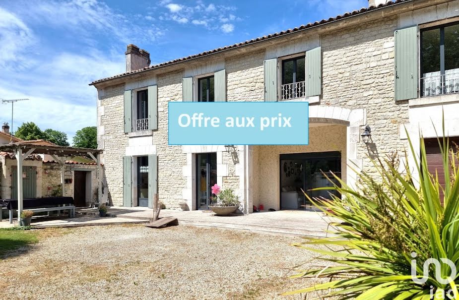 Vente maison 8 pièces 270 m² à Jarnac (16200), 425 000 €