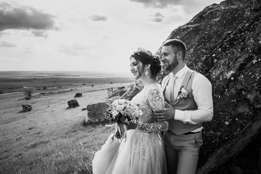 Fotografo di matrimoni Polina Pavlikhina (polinapavlihina). Foto del 14 gennaio 2019