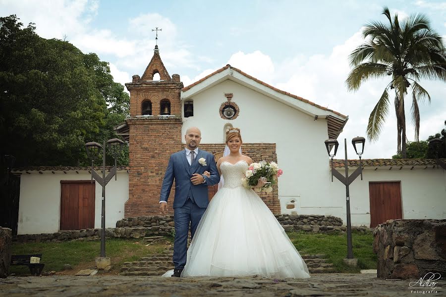 Svadobný fotograf Albeiro Diaz (albeiro1965). Fotografia publikovaná 18. septembra 2018