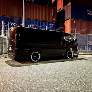 ハイエースバン KDH201V
