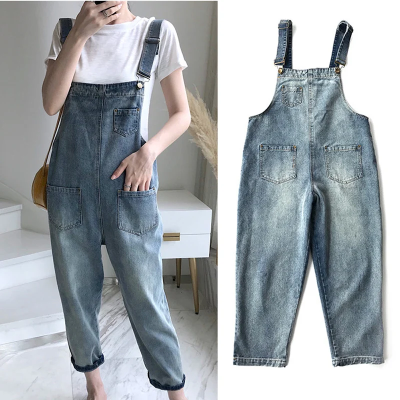 Calças jeans cropped soltas vintage femininas com alças, perfeitas para um visual casual e confortável no verão.