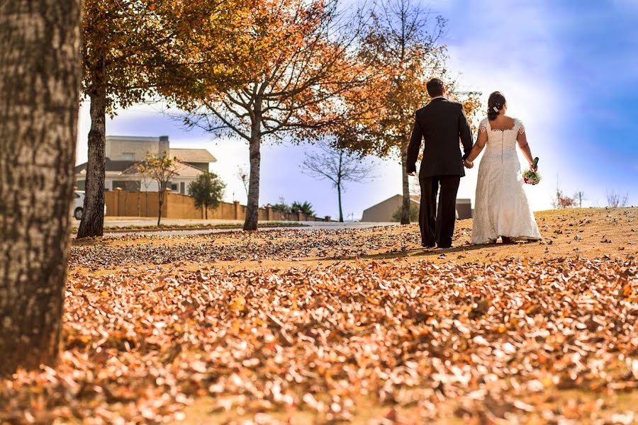 Fotógrafo de casamento Osvaldo Moreira (osvaldomoreira). Foto de 18 de abril 2020