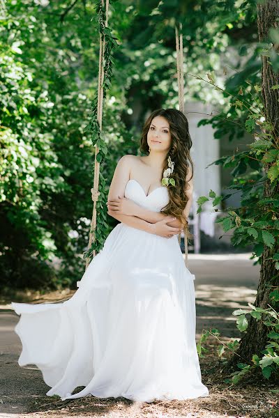 Wedding photographer Yuliya Gamova (djuli). Photo of 14 July 2014