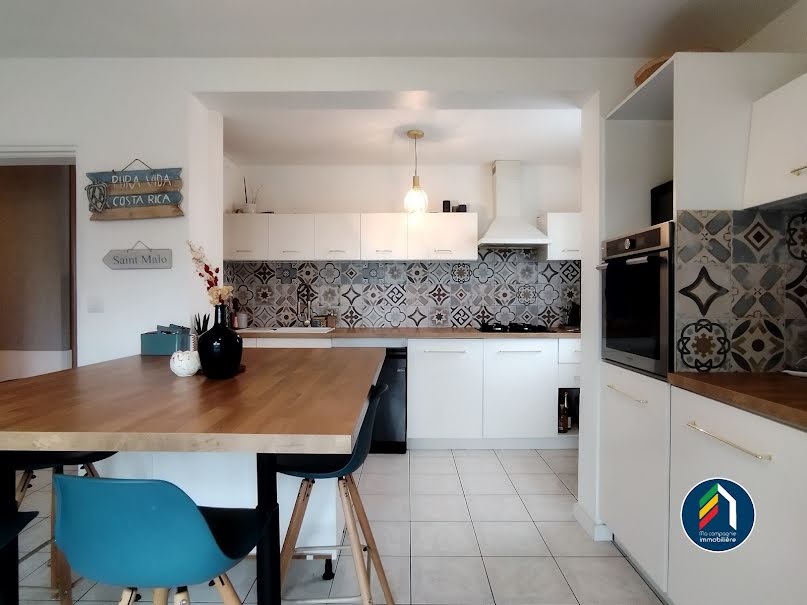 Vente maison 4 pièces 105 m² à Chauché (85140), 215 000 €