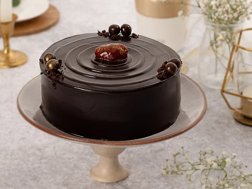 Chocolate Berry Cake - 500 Gms
