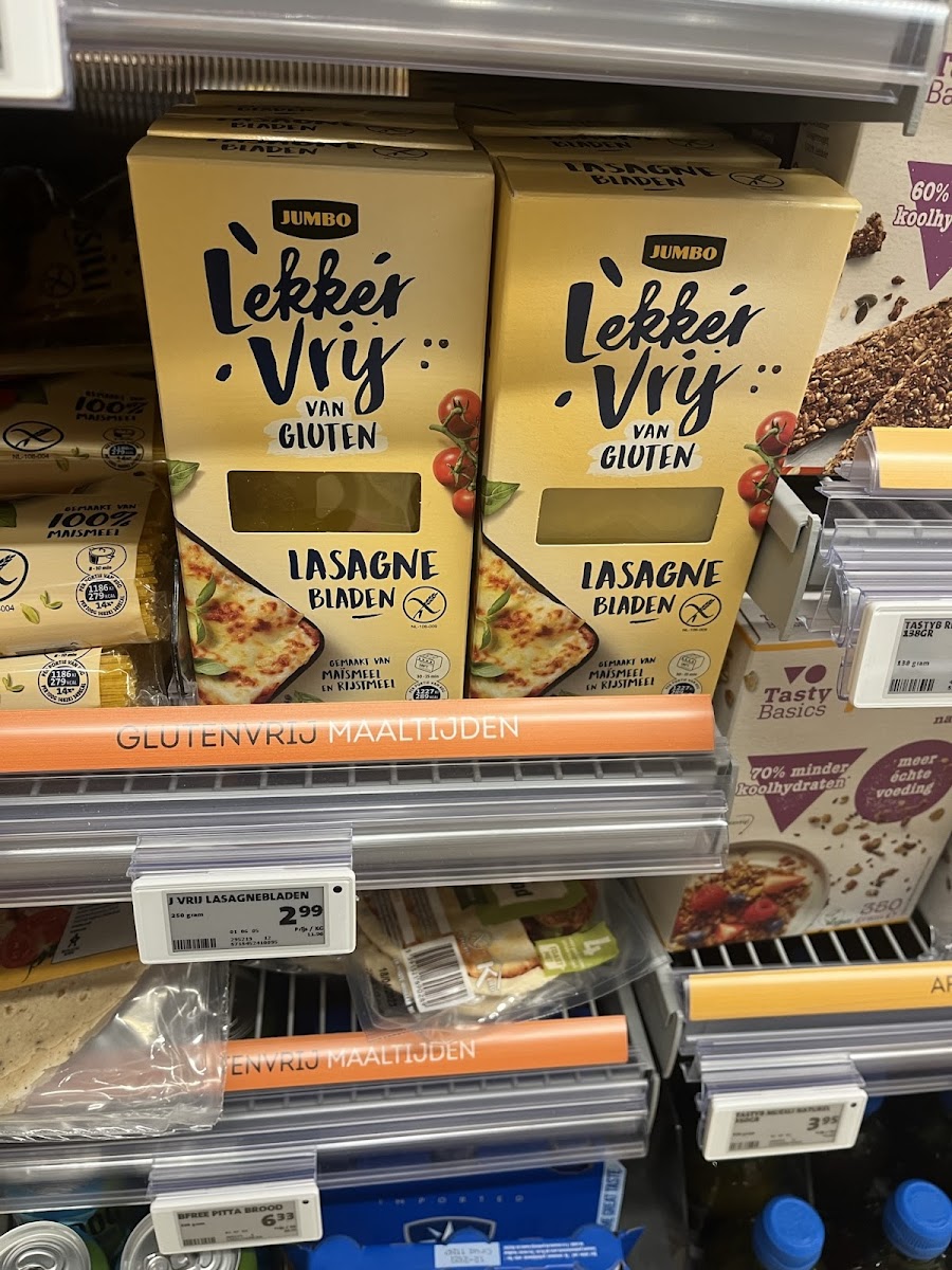 🇬🇧Many items in the Gluten Free aisle. 🇳🇱 Verschillende items in het Glutenvrije schap