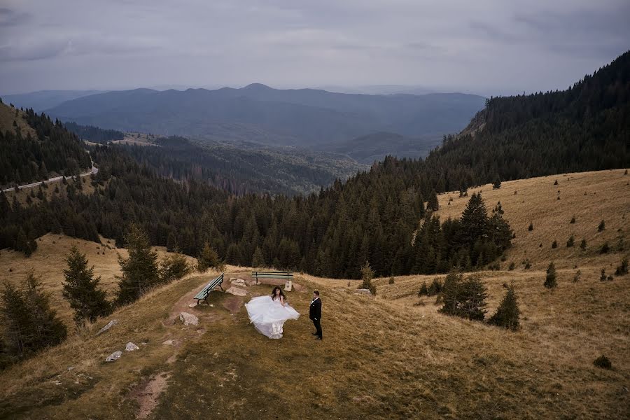 Fotógrafo de casamento Constantin Butuc (cbstudio). Foto de 25 de outubro 2023