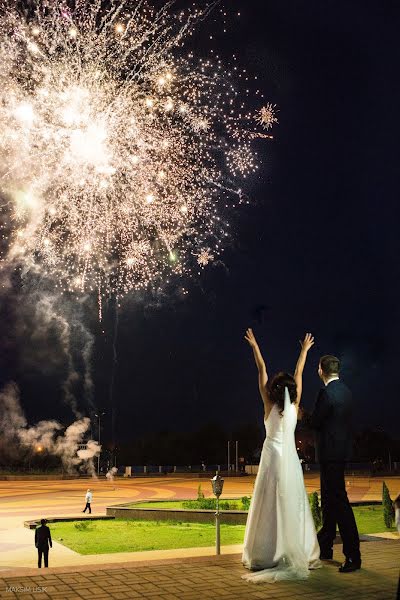 Wedding photographer Maksim Usik (zhlobin). Photo of 10 July 2016