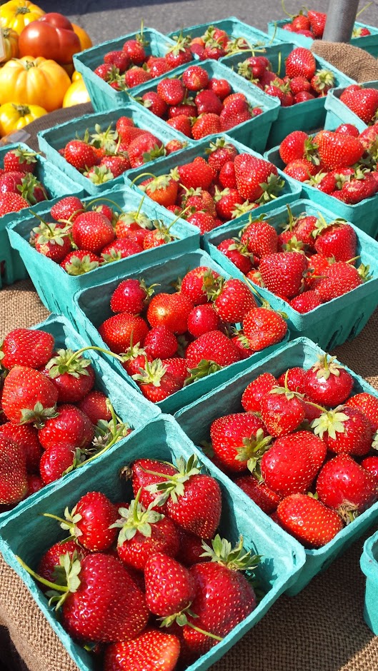 Oregon Strawberries at the Portland Farmers Market.