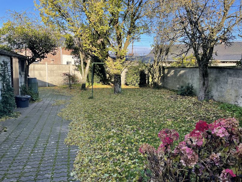 Vente maison 9 pièces 170 m² à Buironfosse (02620), 96 000 €