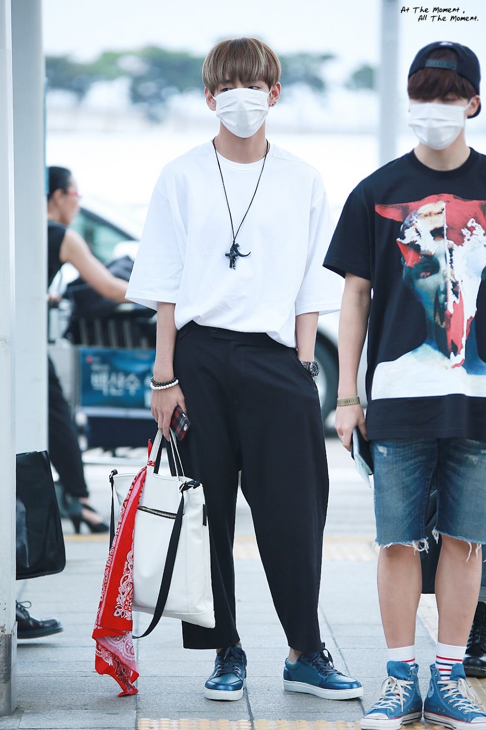 9 Easy And Affordable Ways To Dress Like BTS's V - Koreaboo