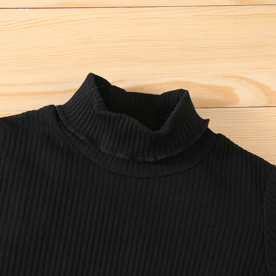 Blusa de gola alta e faixa no peito de algodão puro para outono e inverno, conforto e elegância garantidos
