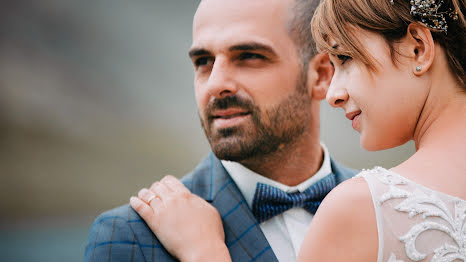 Fotógrafo de casamento Valeriya Vartanova (vart). Foto de 16 de janeiro 2019