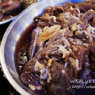 梅江韓國銅盤烤肉(淡水店)