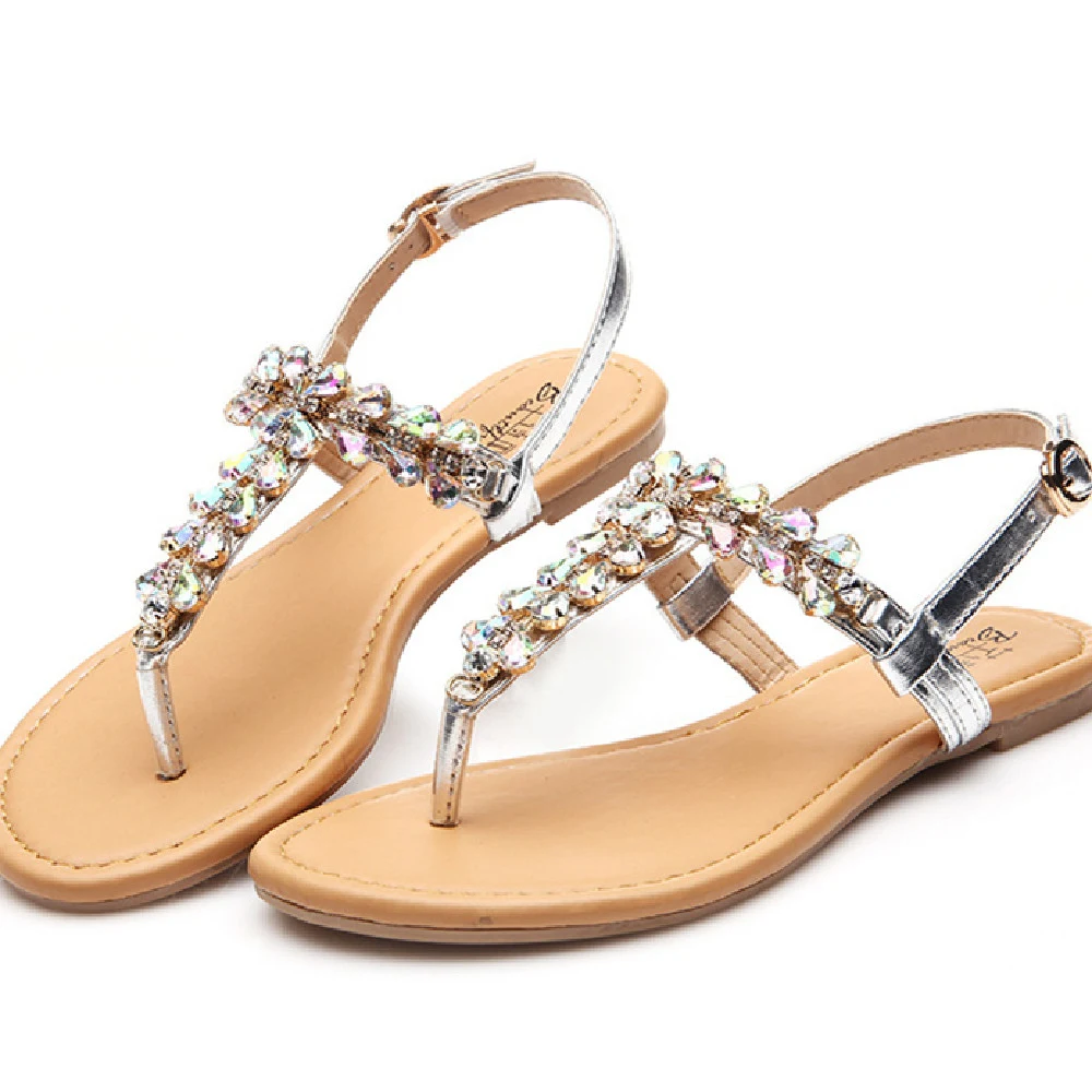 Title 4, Chaussures de plage et de villégiature pour voy...