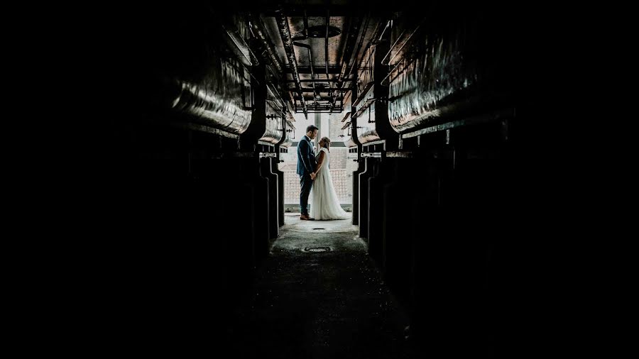 結婚式の写真家Dimitri Meyns (huwelijkopfoto)。2023 2月5日の写真