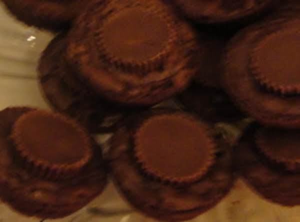 mini peanut butter cup brownie bites_image