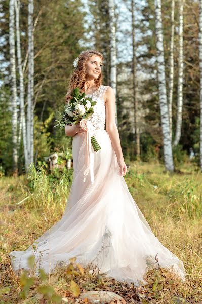 Wedding photographer Olesya Vladimirova (olesia). Photo of 5 October 2017