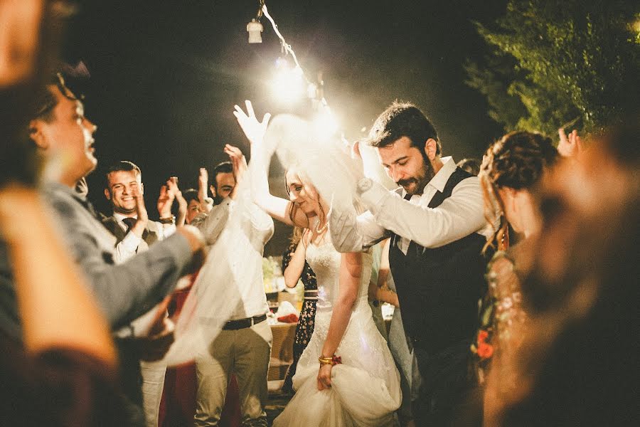 Fotógrafo de bodas Aslı Toy (fotografsandigi). Foto del 15 de septiembre 2017