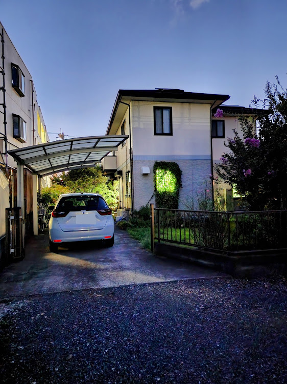 フィットの自宅の駐車場に関するカスタム事例の投稿画像2枚目