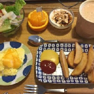 日日村咖啡食堂