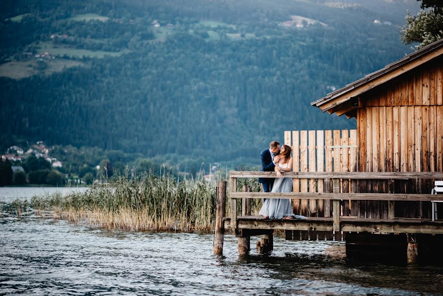 Fotógrafo de casamento Andrey Tebenikhin (atshoots). Foto de 4 de janeiro 2020