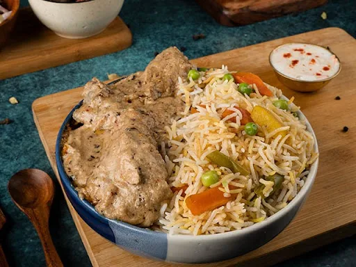 Chicken Afghani Masala With Veg Pulao Bowl