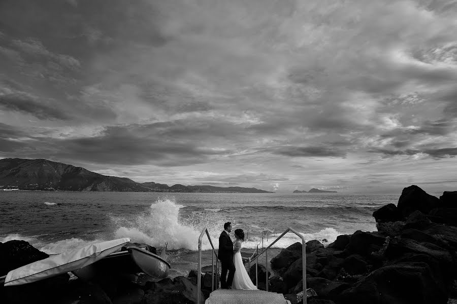 Fotógrafo de casamento Giuseppe Petix (petix). Foto de 7 de novembro 2019