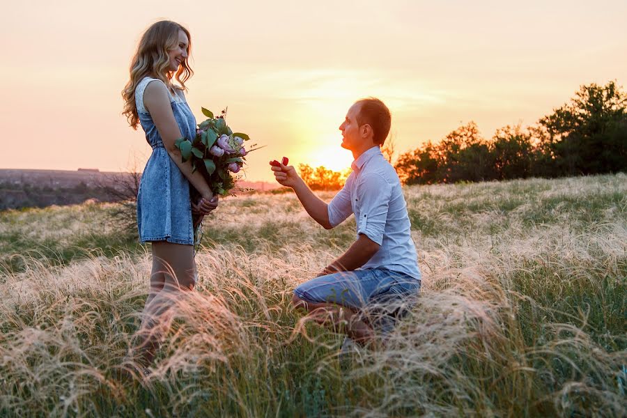 Fotografo di matrimoni Yana Novickaya (novitskayafoto). Foto del 14 luglio 2018