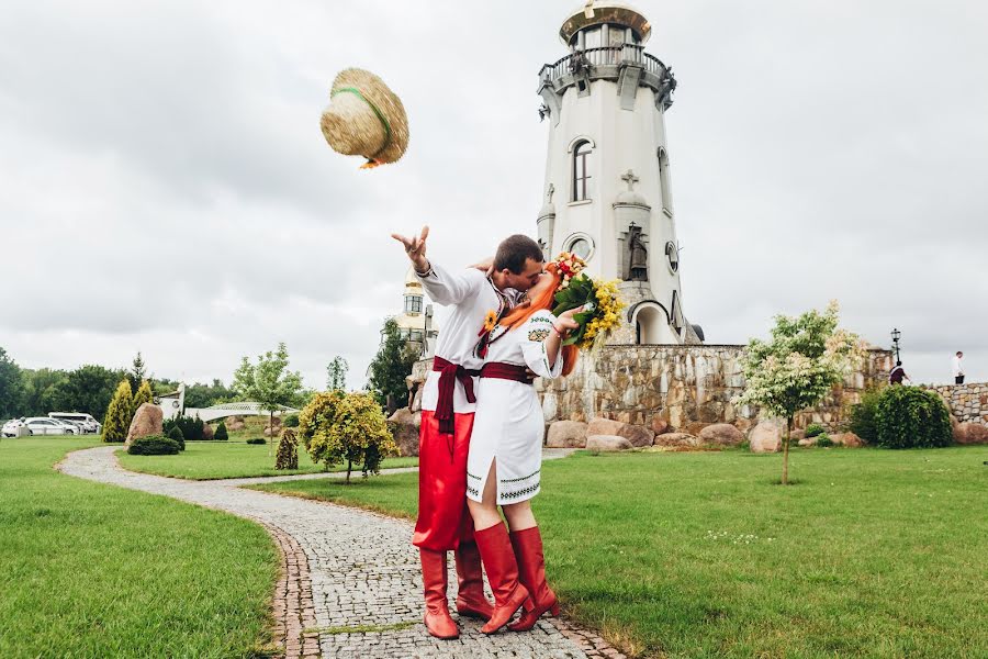 Fotógrafo de bodas Yuliya Balanenko (depechemind). Foto del 4 de julio 2018