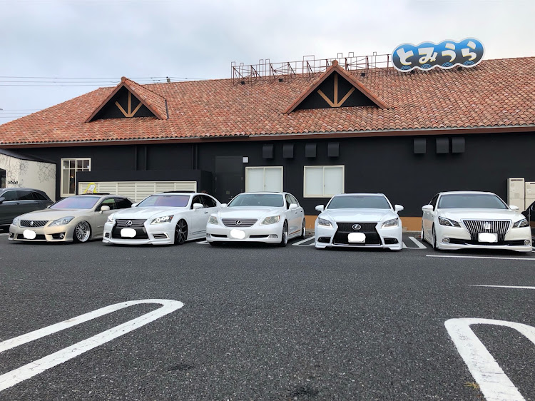 クラウンアスリートのレクサス・ドライブ・最近流行りの怒鳴り運転・クラウンに関するカスタム事例の投稿画像3枚目